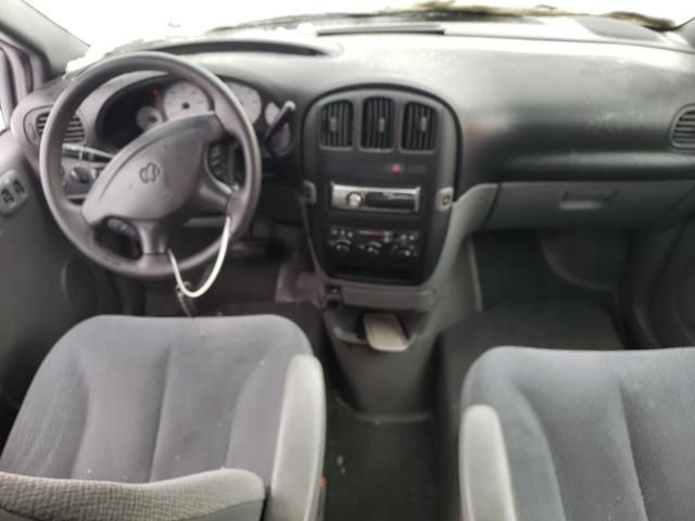 2004 Dodge Grand Caravan SE