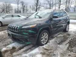 Vehiculos salvage en venta de Copart Central Square, NY: 2017 Jeep Cherokee Latitude