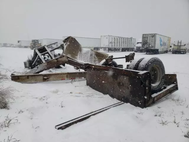 1988 Trailers Flatbed