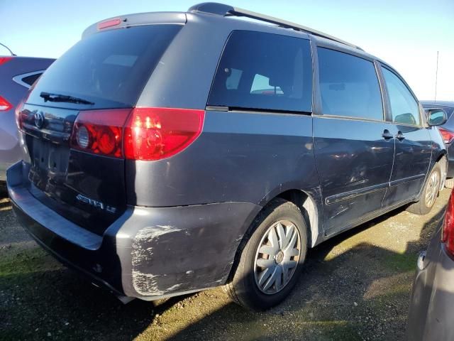 2007 Toyota Sienna CE