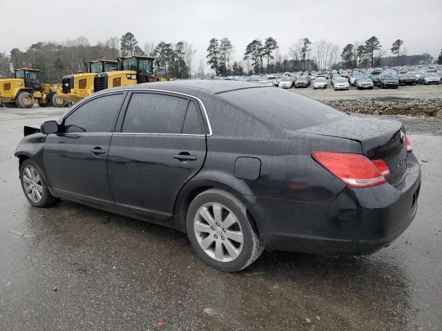 2005 Toyota Avalon XL