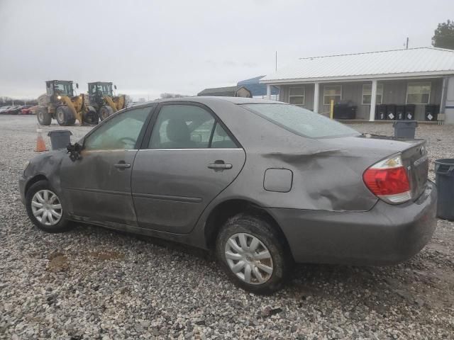 2005 Toyota Camry LE