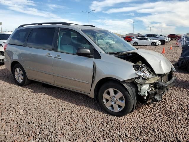 2009 Toyota Sienna CE