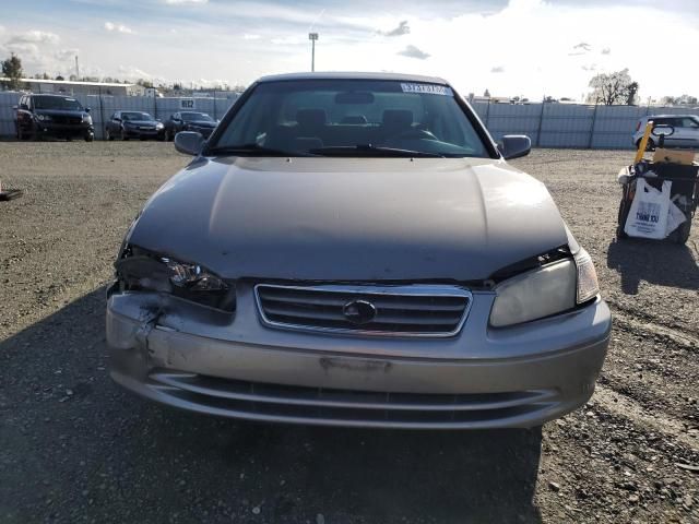 2001 Toyota Camry LE