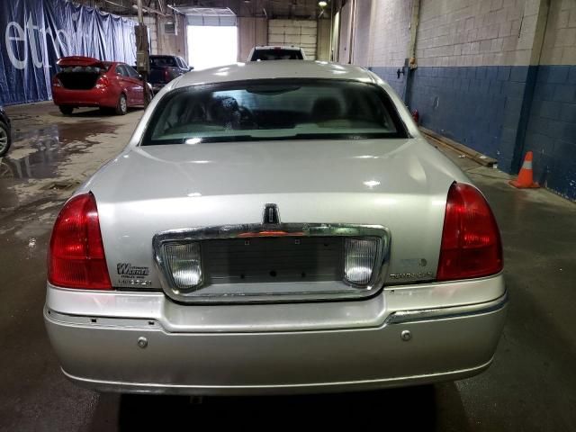 2003 Lincoln Town Car Cartier