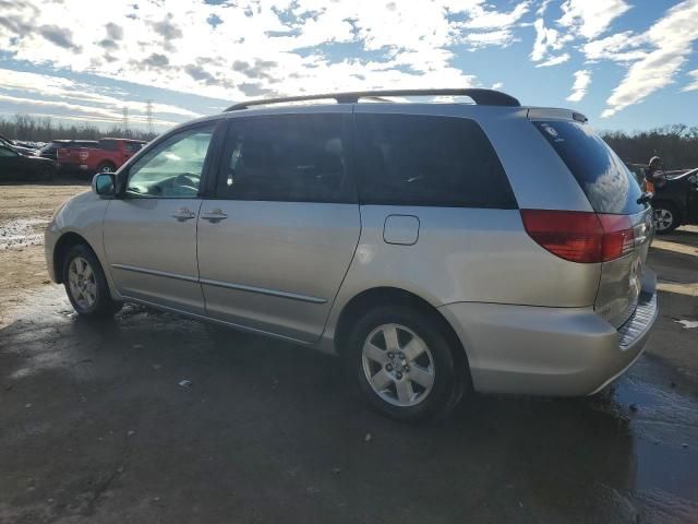 2004 Toyota Sienna XLE