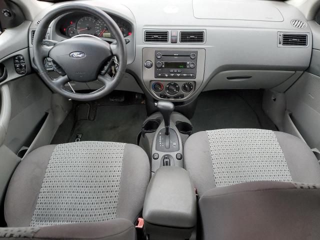 2005 Ford Focus ZX4