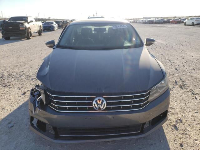 2017 Volkswagen Passat SE