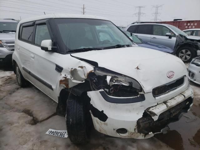 2010 KIA Soul +