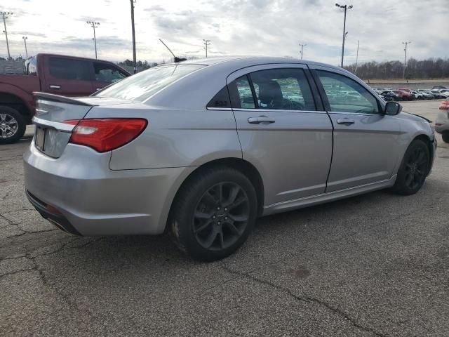 2014 Chrysler 200 Limited