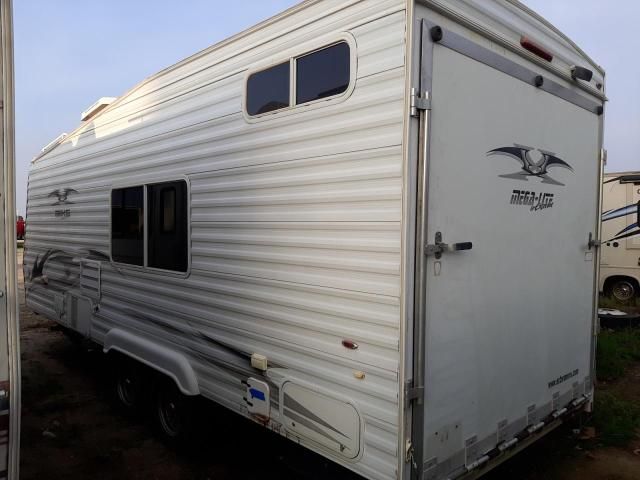 2007 Trailers Coachman