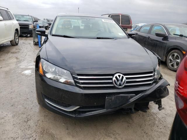 2013 Volkswagen Passat SE