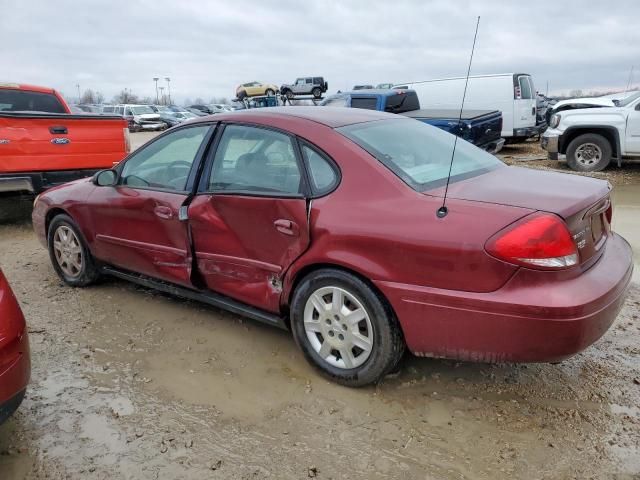 2005 Ford Taurus SE