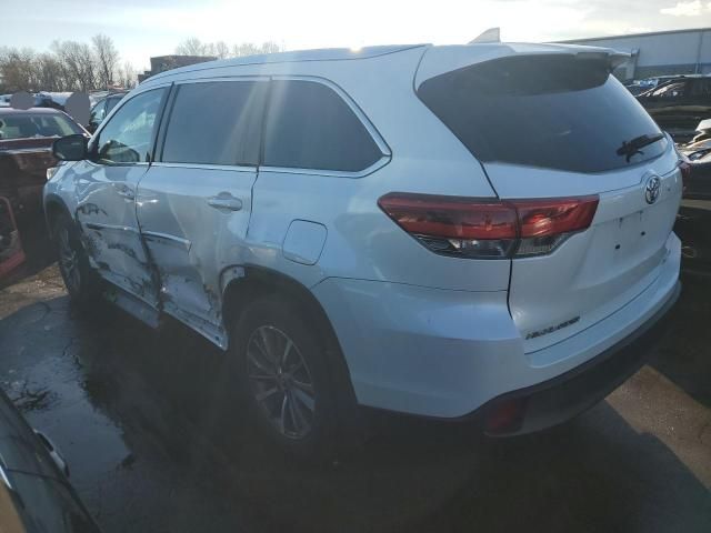 2019 Toyota Highlander SE