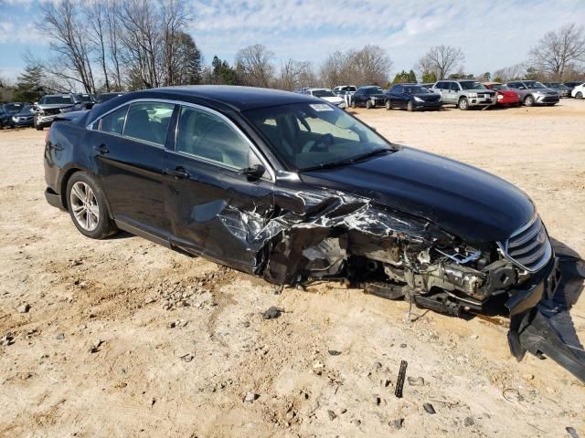 2018 Ford Taurus SE