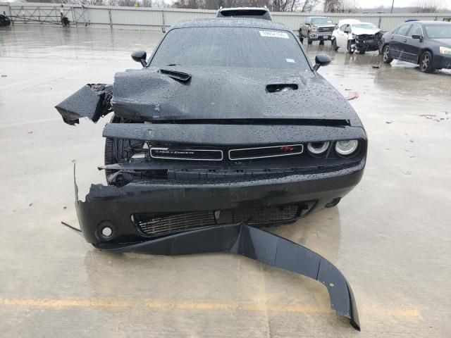 2015 Dodge Challenger SXT Plus