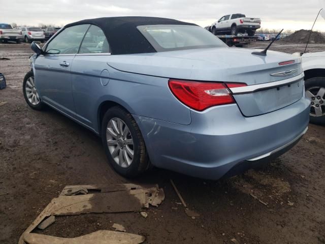 2013 Chrysler 200 Touring