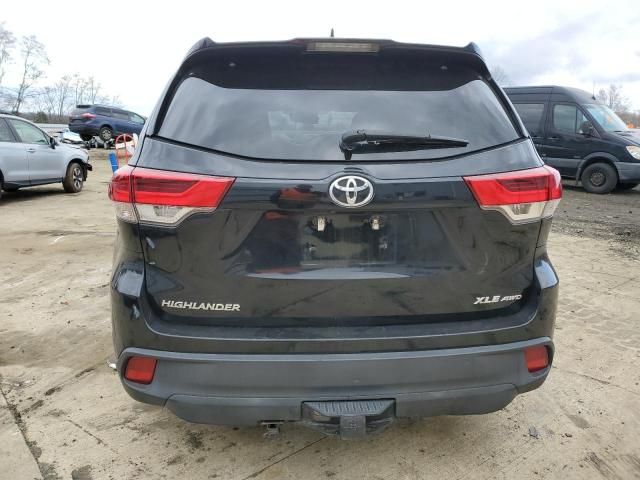 2017 Toyota Highlander SE