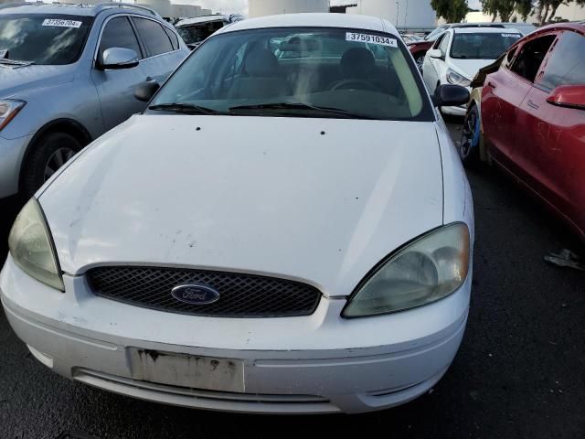 2004 Ford Taurus LX