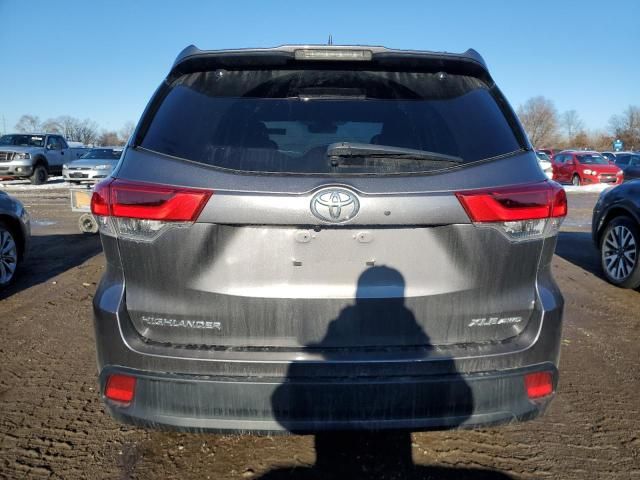 2018 Toyota Highlander SE