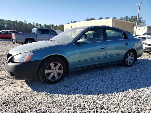 2002 Nissan Altima Base