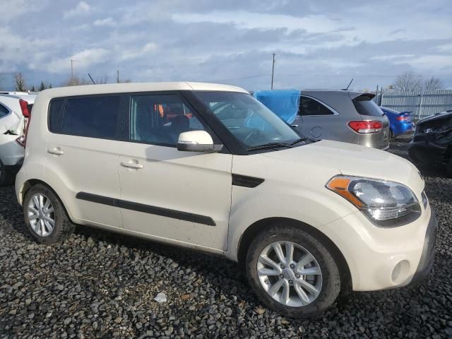 2013 KIA Soul +