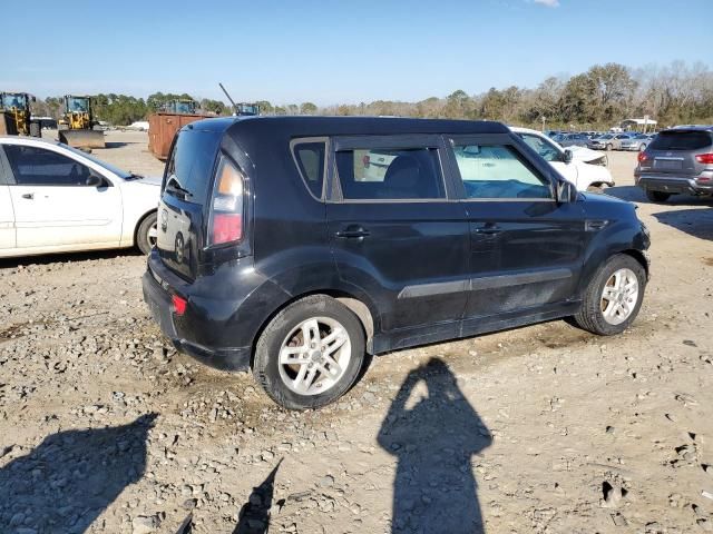 2011 KIA Soul +