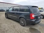 2014 Chrysler Town & Country S