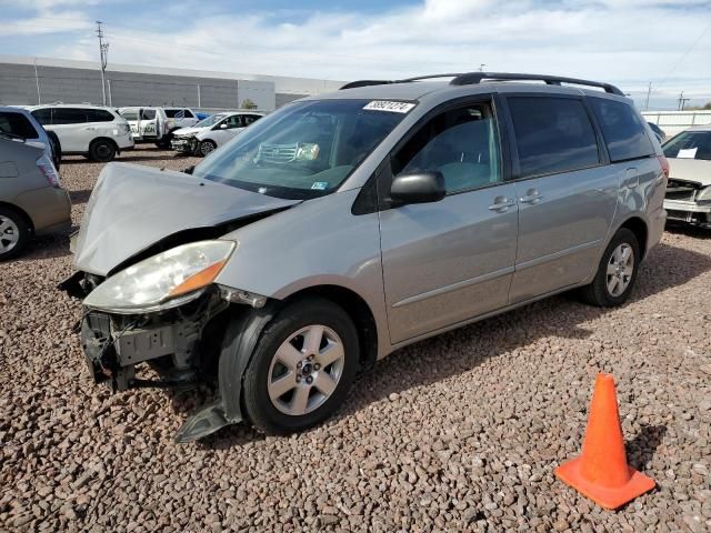 2009 Toyota Sienna CE