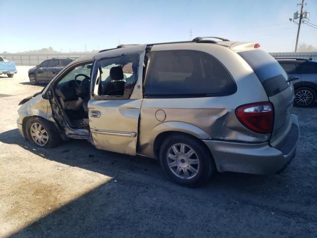 2006 Chrysler Town & Country Touring