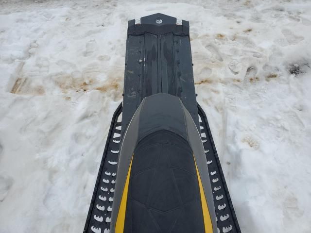 2012 Skidoo Summit 800