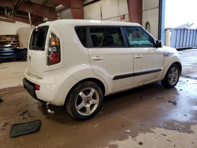 2011 KIA Soul +