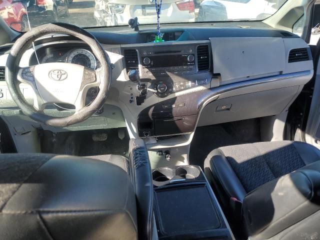 2012 Toyota Sienna Sport