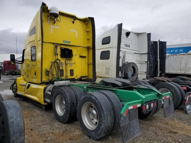 2022 Kenworth Construction T680