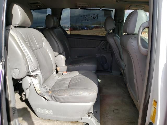 2008 Toyota Sienna XLE