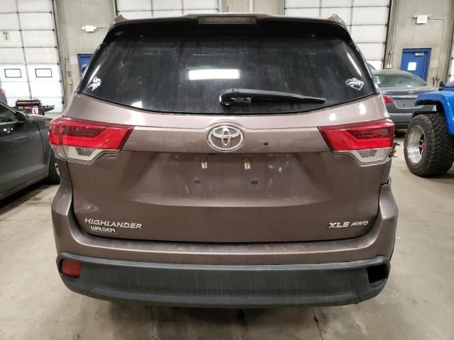 2017 Toyota Highlander SE