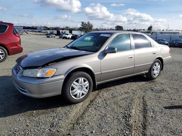 2001 Toyota Camry LE