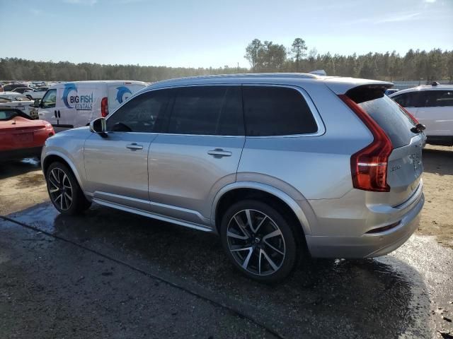 2022 Volvo XC90 T6 Momentum