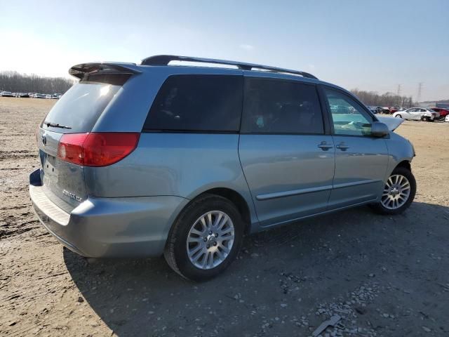 2008 Toyota Sienna XLE