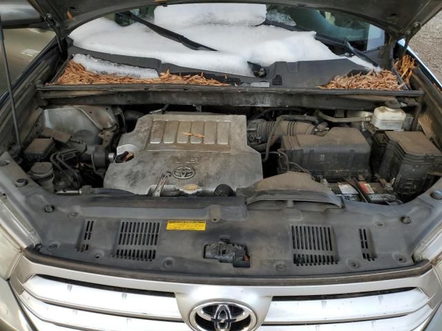 2011 Toyota Highlander Base