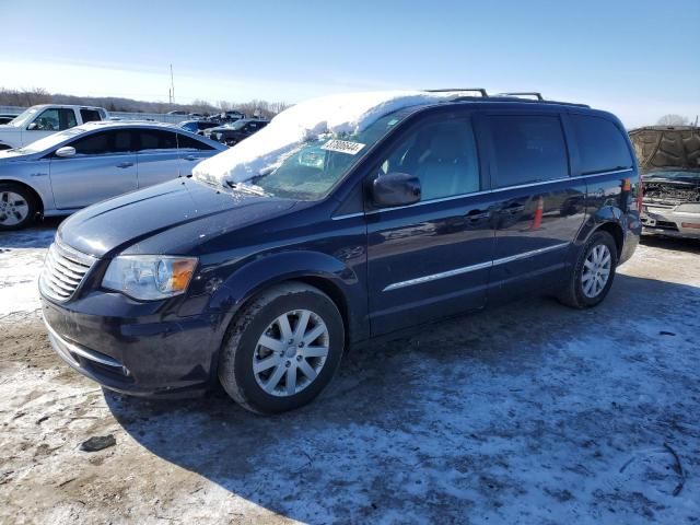 2016 Chrysler Town & Country Touring