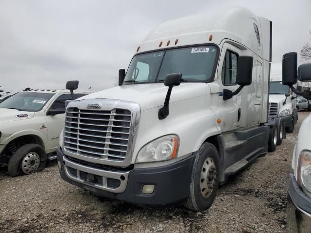 2018 Freightliner Cascadia 125