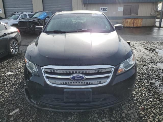 2011 Ford Taurus SE