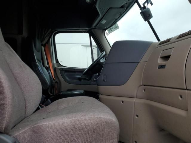 2018 Freightliner Cascadia 125