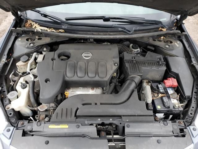 2010 Nissan Altima Base