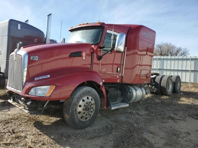 2013 Kenworth Construction T660