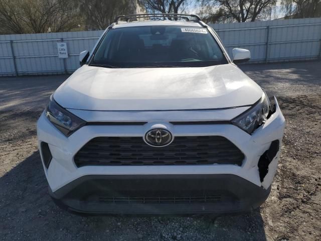 2020 Toyota Rav4 LE