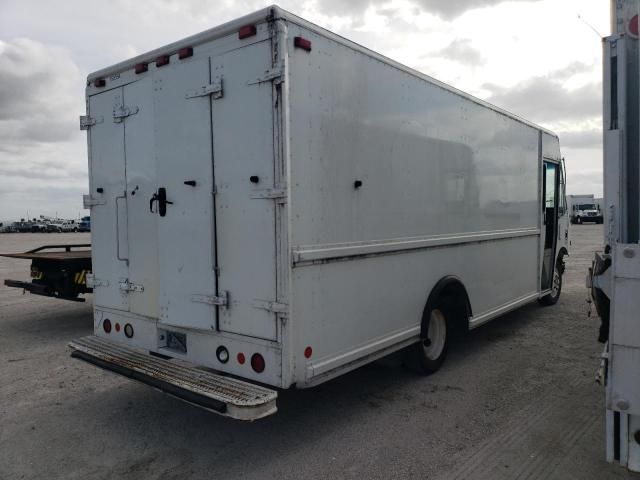 2004 Freightliner Chassis M Line WALK-IN Van