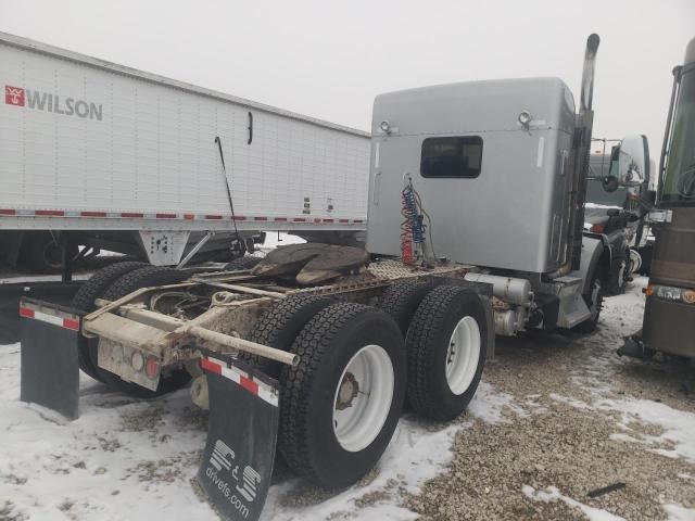 2014 Kenworth Construction T800