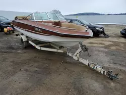 Vehiculos salvage en venta de Copart Mcfarland, WI: 1976 Larson Boat With Trailer